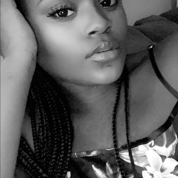 Meet your Posher, Morgan - Picture 3 of 4